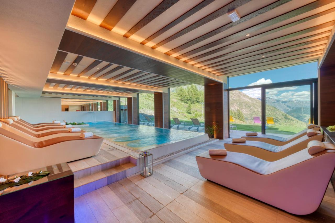 Re Delle Alpi Resort & Spa, 4 Stelle Superior ลาตุยเล ภายนอก รูปภาพ